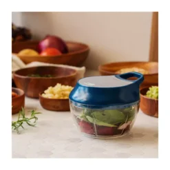 Mini Hachoir 500 Ml MASTRAD Bleu -Peugeot Boutique Mini hachoir 500 ml MASTRAD bleu 3