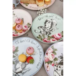 Kitchen Craft ALICE IN WONDERLAND Assiette à Dessert En Porcelaine D21cm KitchenCraft Les 4 Dans Un Coffret Cadeau -Peugeot Boutique alice in wonderland assiette a dessert en porcelaine d21cm kitchencraft les 4 dans un coffret cadeau nvs 13