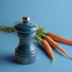 BISTRO Moulin à Poivre Bois De Hêtre 10 Cm PEUGEOT Bleu Pacifique -Peugeot Boutique bistro moulin a poivre bois de hetre 10 cm peugeot chocolat 11