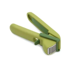 CleanForce Presse Ail Avec Lame D´essuie-glace Joseph Joseph 19 CleanForce Presse Ail Avec Lame D´essuie-glace Joseph Joseph -Peugeot Boutique cleanforce presse ail avec lame dessuie glace joseph joseph 3