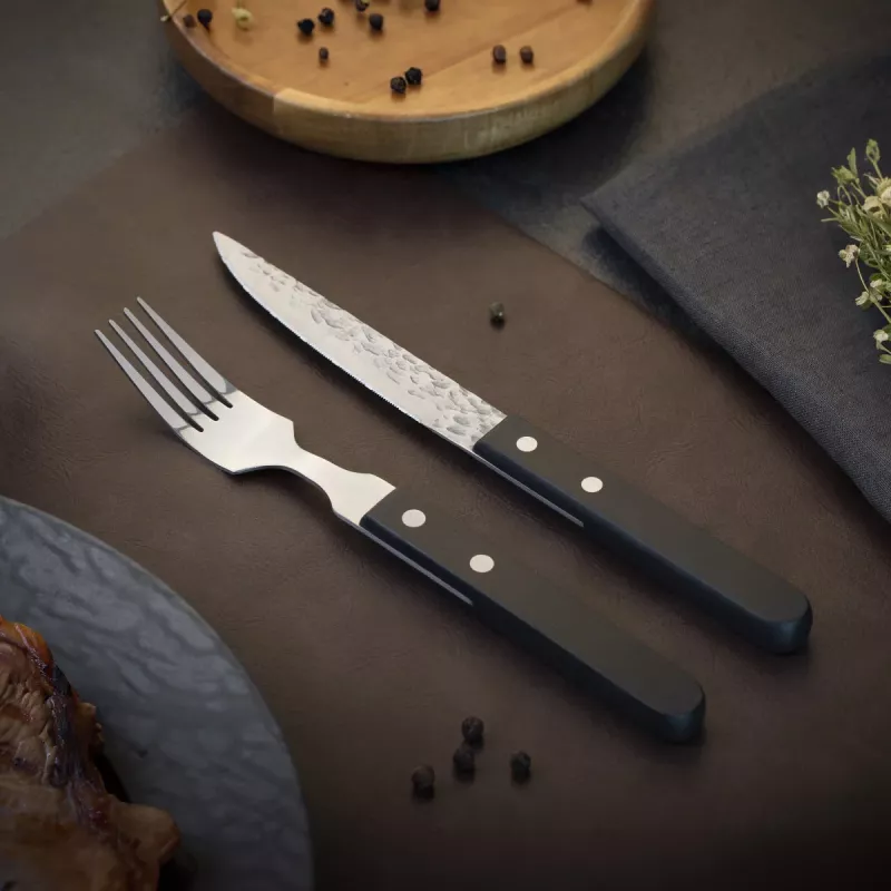 AMEFA Coffret De 6 Couteaux Steak Pizza 2.0 Noir Lame Martelée Et Micro-dentée 4 AMEFA Coffret De 6 Couteaux Steak Pizza 2.0 Noir Lame Martelée Et Micro-dentée – Image 4