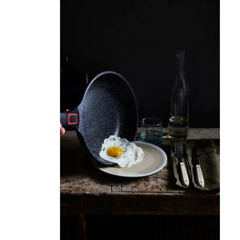 Granit PRO Poêle Fonte Aluminium Revêtement Céramique Manche Amovible Induction D24 7 Granit PRO Poêle Fonte Aluminium Revêtement Céramique Manche Amovible Induction D24 – Image 7