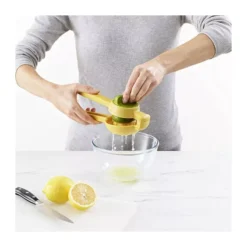 JuiceMax Presse Agrumes Citrons Double Action Joseph Joseph -Peugeot Boutique juicemax presse agrumes citrons double action joseph joseph 13