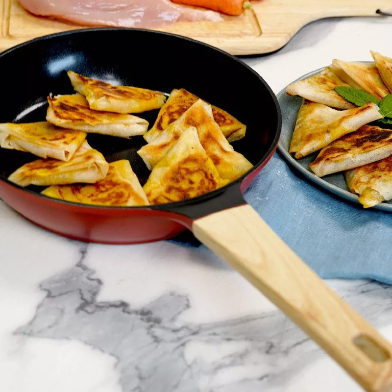 L´incroyable Poêle Cookut Revêtement Céramique 28 Cm - Bleu Myrtille 9 L´incroyable Poêle Cookut Revêtement Céramique 28 Cm - Bleu Myrtille – Image 9