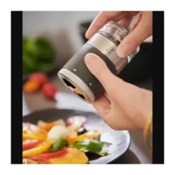 MAESTRO Moulin à Poivre PEUGEOT Gris Graphite 11 Cm 30 MAESTRO Moulin à Poivre PEUGEOT Gris Graphite 11 Cm -Peugeot Boutique maestro moulin a poivre peugeot gris graphite 10 cm 10