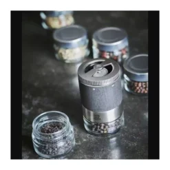 MAESTRO Moulin à Poivre PEUGEOT Gris Graphite 11 Cm 23 MAESTRO Moulin à Poivre PEUGEOT Gris Graphite 11 Cm -Peugeot Boutique maestro moulin a poivre peugeot gris graphite 10 cm 3