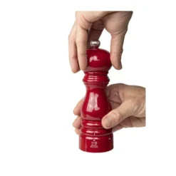 PARIS Moulin à Sel Bois U´SELECT 18 Cm PEUGEOT Laqué Rouge Passion -Peugeot Boutique paris moulin a sel bois uselect 18 cm peugeot laque rouge passion 5