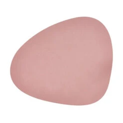 Set De Table NUPO En Cuir Recyclé LINDDNA 44 X 37 Lavande SC 7 Set De Table NUPO En Cuir Recyclé LINDDNA 44 X 37 Lavande SC -Peugeot Boutique set de table nupo en cuir recycle linddna 44 x 37 lavande sc 3