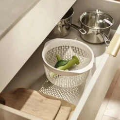 SPINDOLA Essoreuse Passoire à Salade Pour évier Joseph Joseph 18 SPINDOLA Essoreuse Passoire à Salade Pour évier Joseph Joseph -Peugeot Boutique spindola passoire a salade pour evier joseph joseph 4