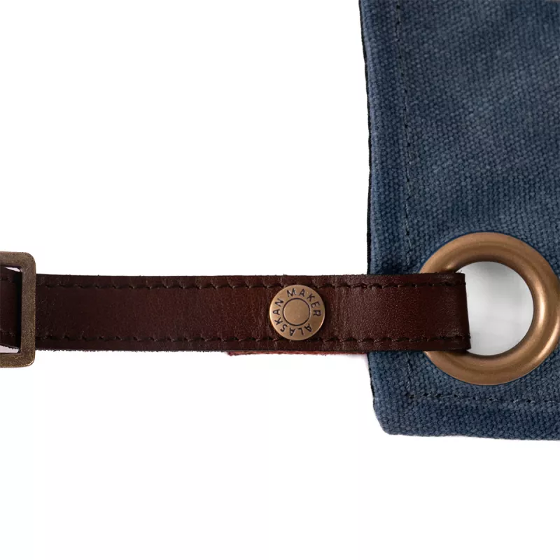 Tablier Cuir Et Toile Waxée Bleu Marine ALASKAN MAKER 8 Tablier Cuir Et Toile Waxée Bleu Marine ALASKAN MAKER – Image 8