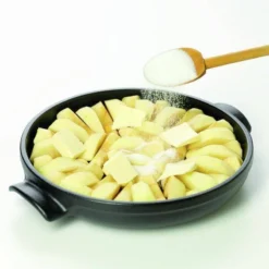 TATIN + Plat D28 Céramique Flame Emile HENRY Rouge Grand Cru 18 TATIN + Plat D28 Céramique Flame Emile HENRY Rouge Grand Cru -Peugeot Boutique tatin plat d28 ceramique flame emile henry rouge grand cru 4