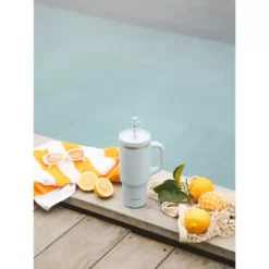 TRAVEL CUP Isotherme Double Paroi En Inox Avec Poignée Qwetch 900 Ml Bleu Pastel -Peugeot Boutique travel cup isotherme double paroi en inox avec poignee qwetch 900 ml bleu pastel 5