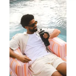 TRAVEL CUP Isotherme Double Paroi En Inox Avec Poignée Qwetch 900 Ml Noir -Peugeot Boutique travel cup isotherme double paroi en inox avec poignee qwetch 900 ml noir 4