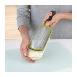 TWIST GRATER Râpe Double Gros Grains Et Fin Joseph Joseph 34 TWIST GRATER Râpe Double Gros Grains Et Fin Joseph Joseph -Peugeot Boutique twist grater rape double gros grains et fin joseph joseph 16