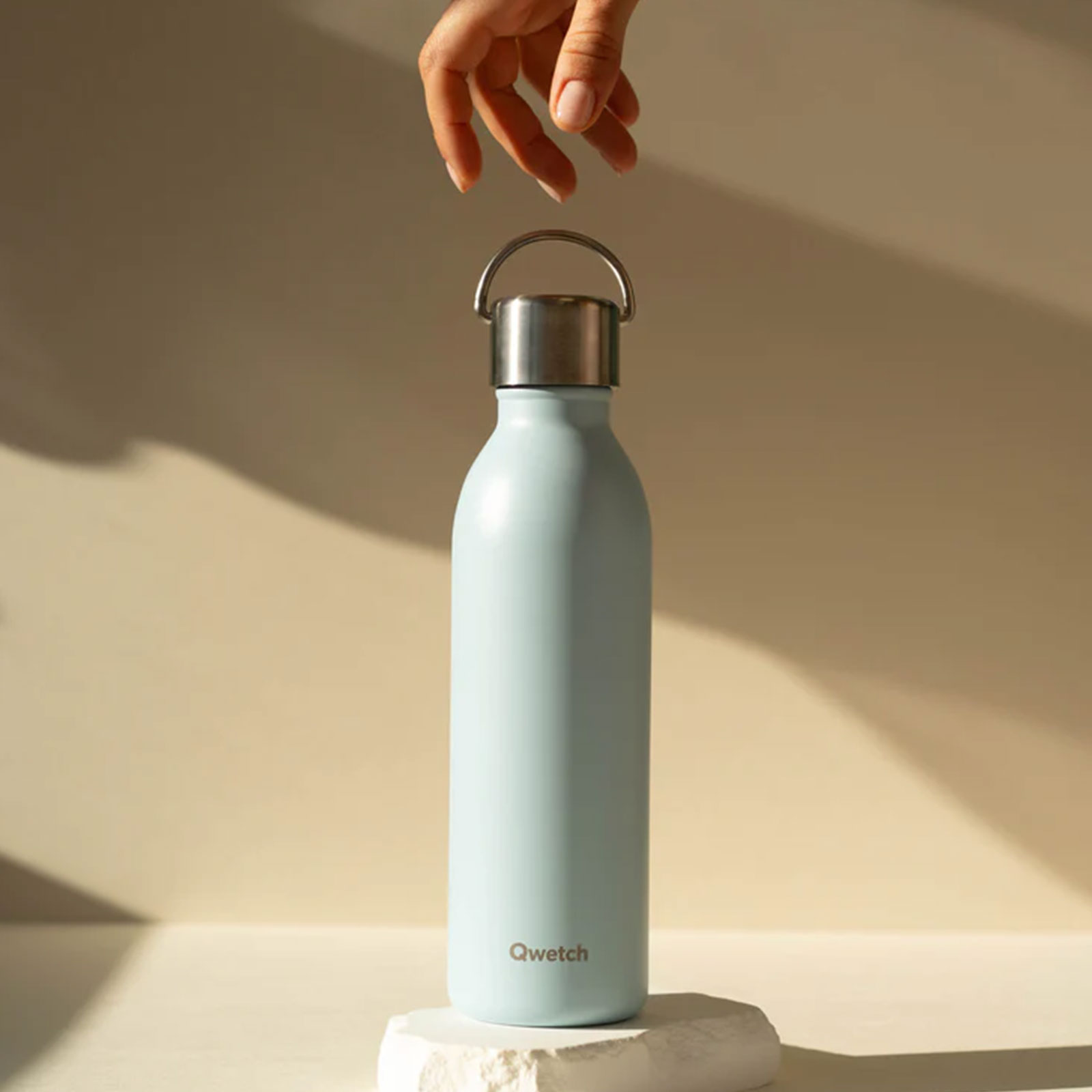 Peugeot Boutique -Peugeot Boutique qwetch bouteille active matt bleu pastel 1L